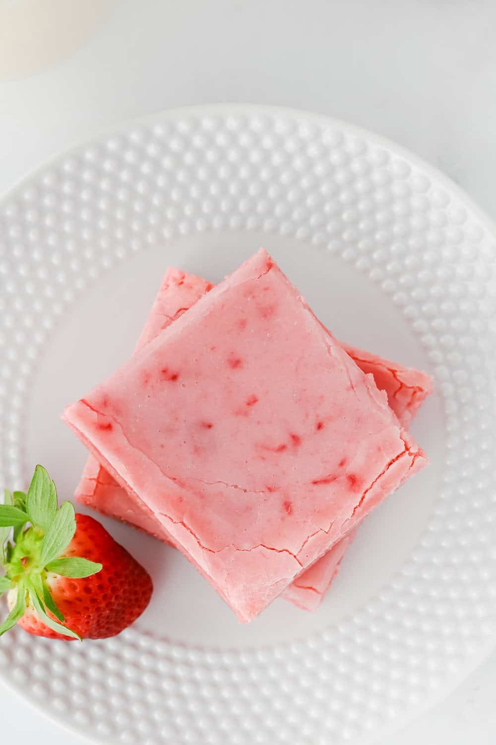 strawberry brownies with strawberry glaze