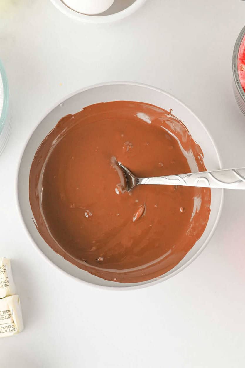 melted chocolate almond bark