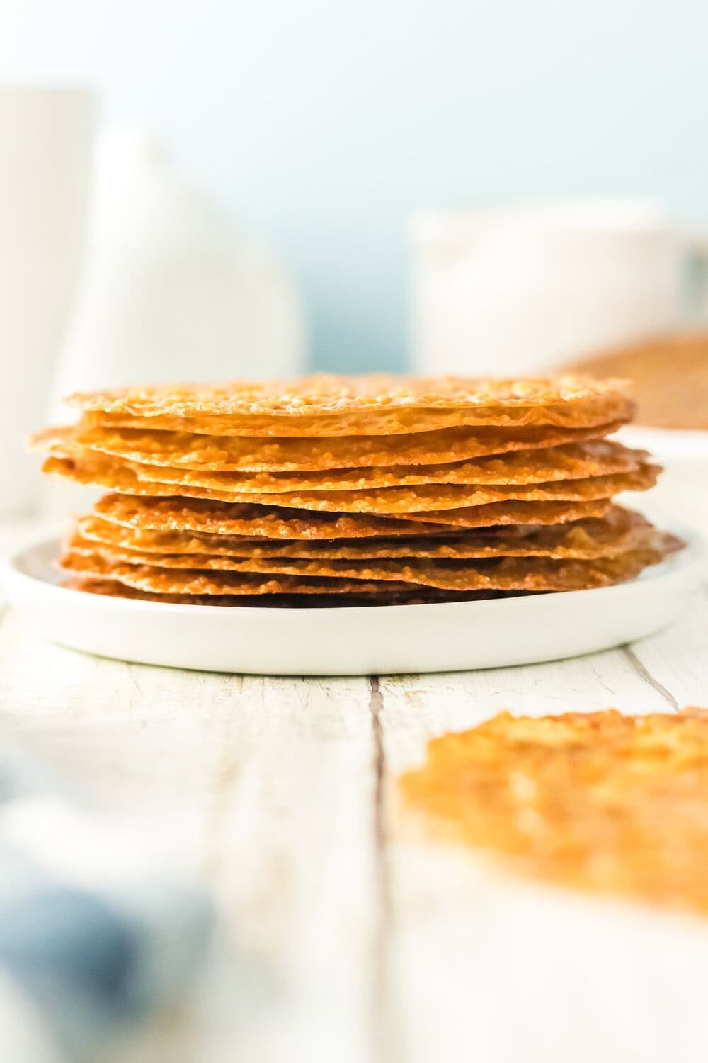 stack of lace cookies