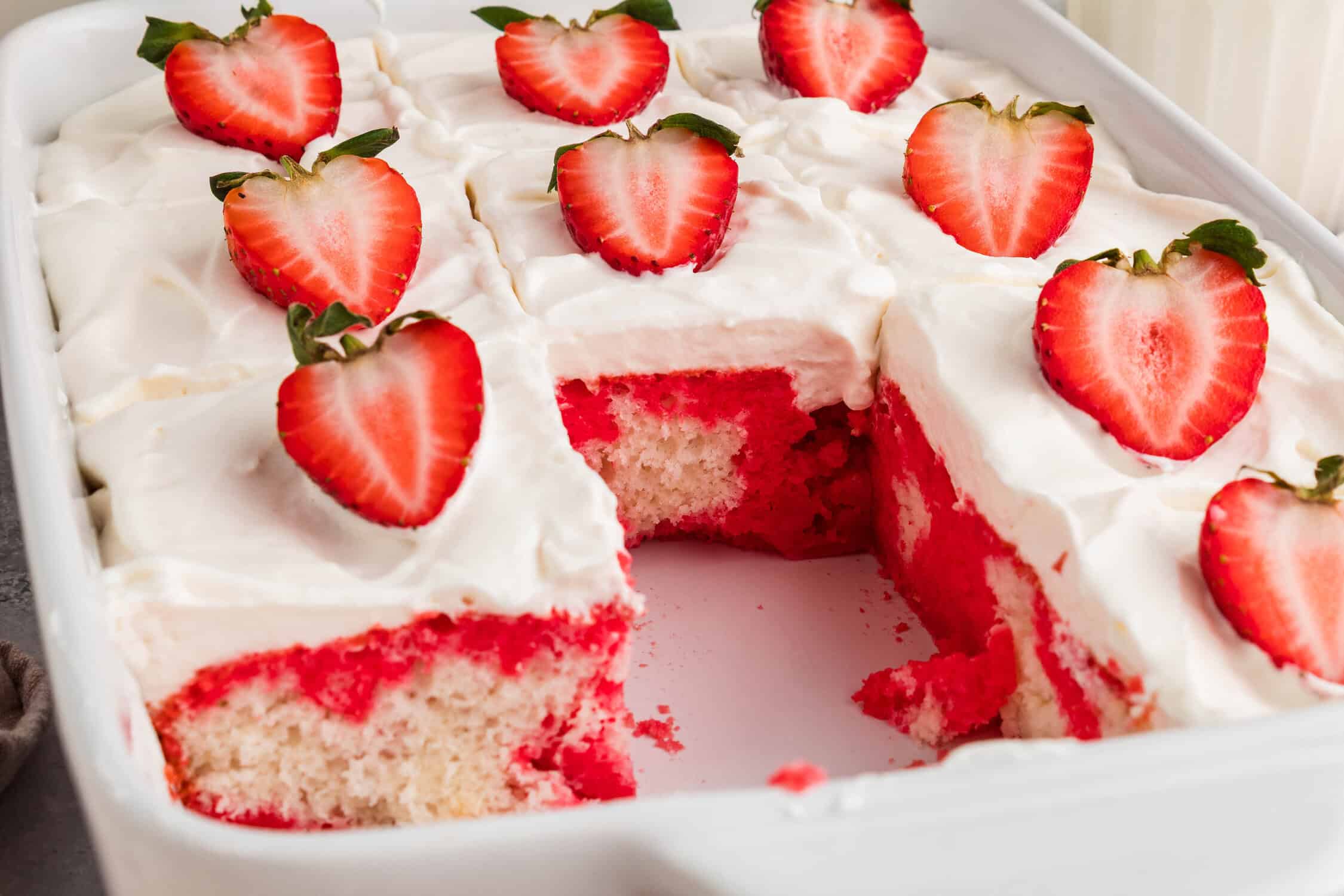 strawberry jello poke cake