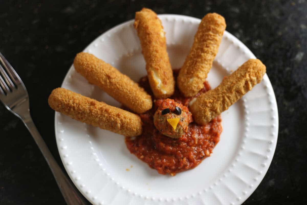 mozzarella sticks turkey for thanksgiving appetizer for kids