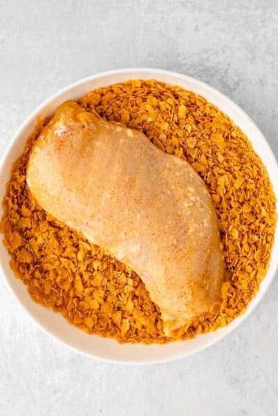 breaded chicken in cornflakes