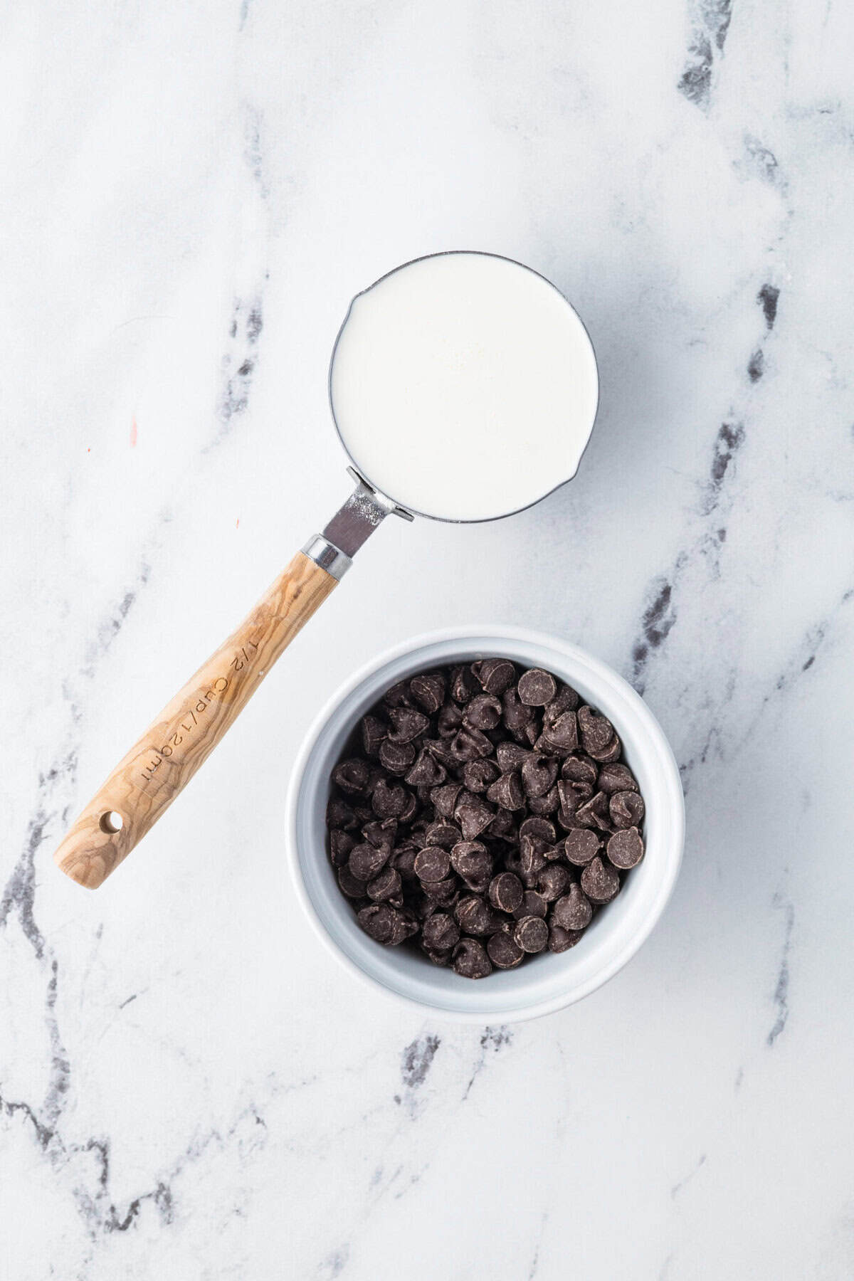 ingredients for chocolate ganache