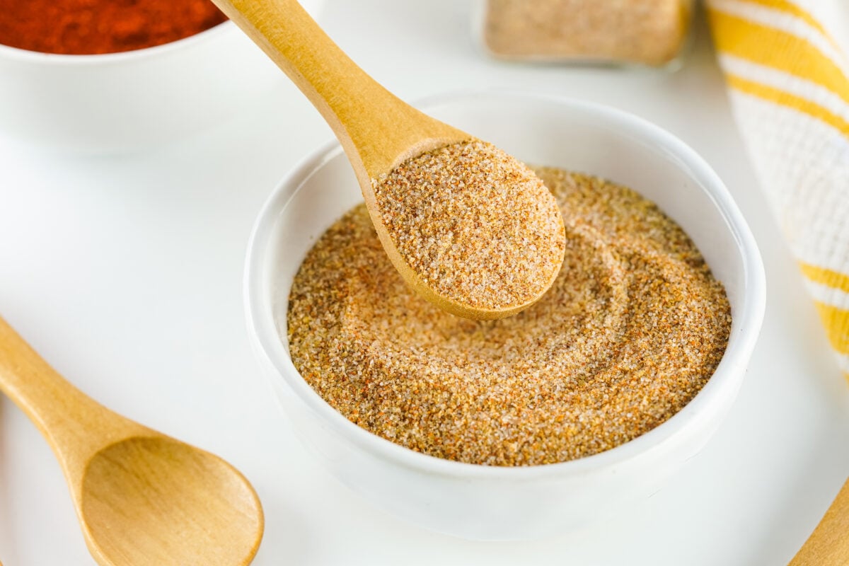 homemade seasoned salt - copycat lawry's seasoned salt recipe