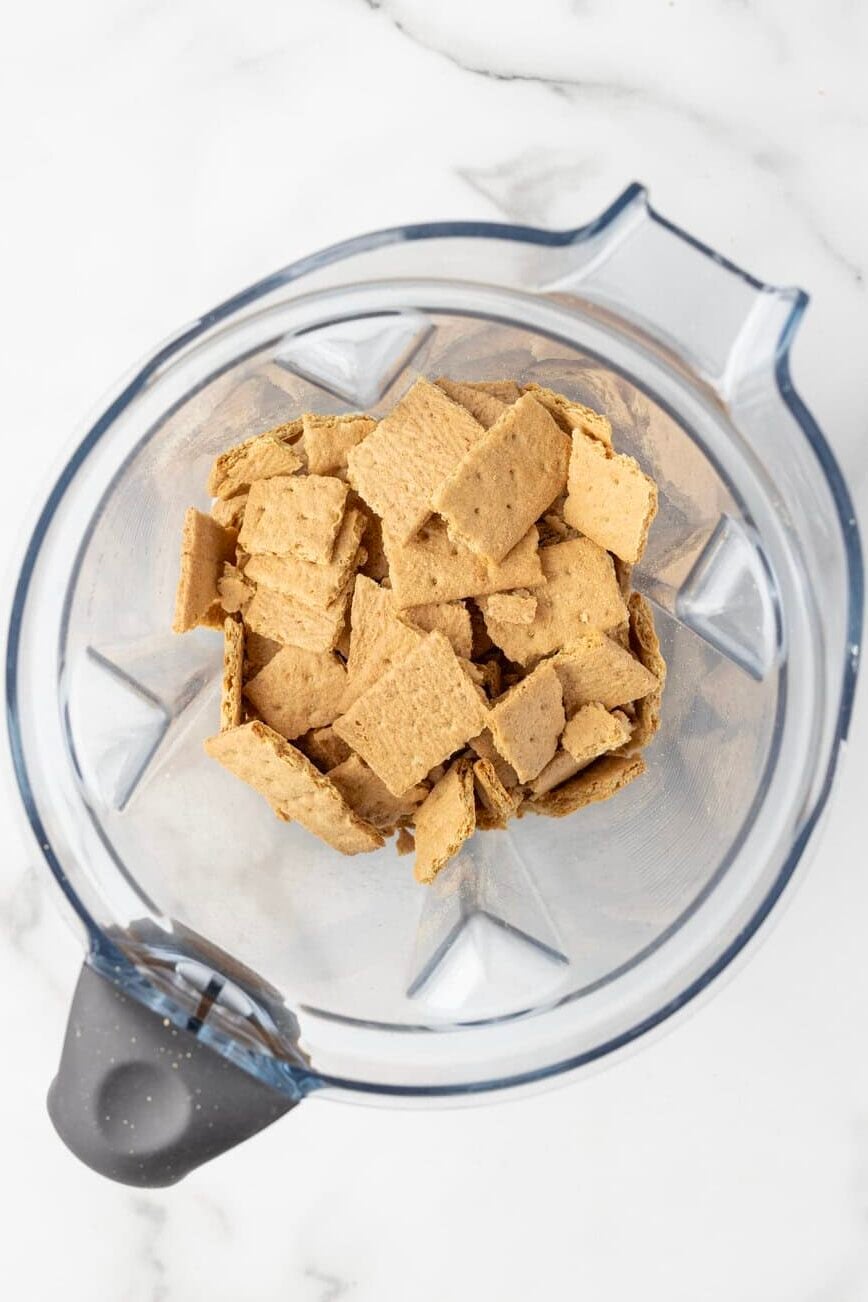 graham crackers in food processer