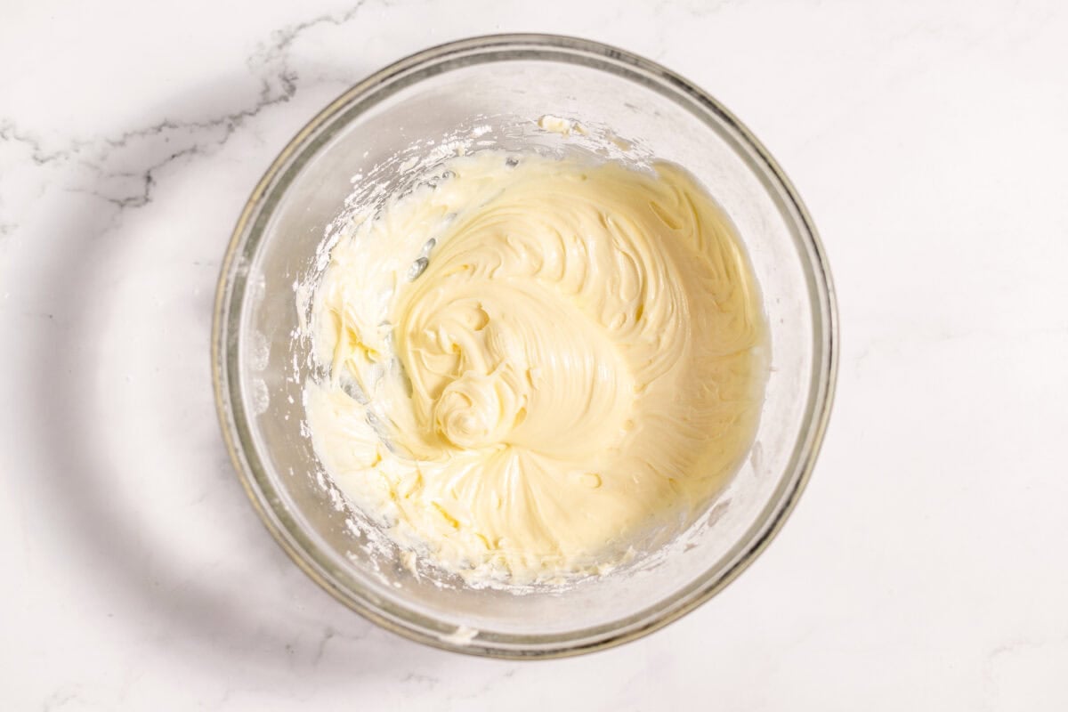 powdered sugar and cream cheese