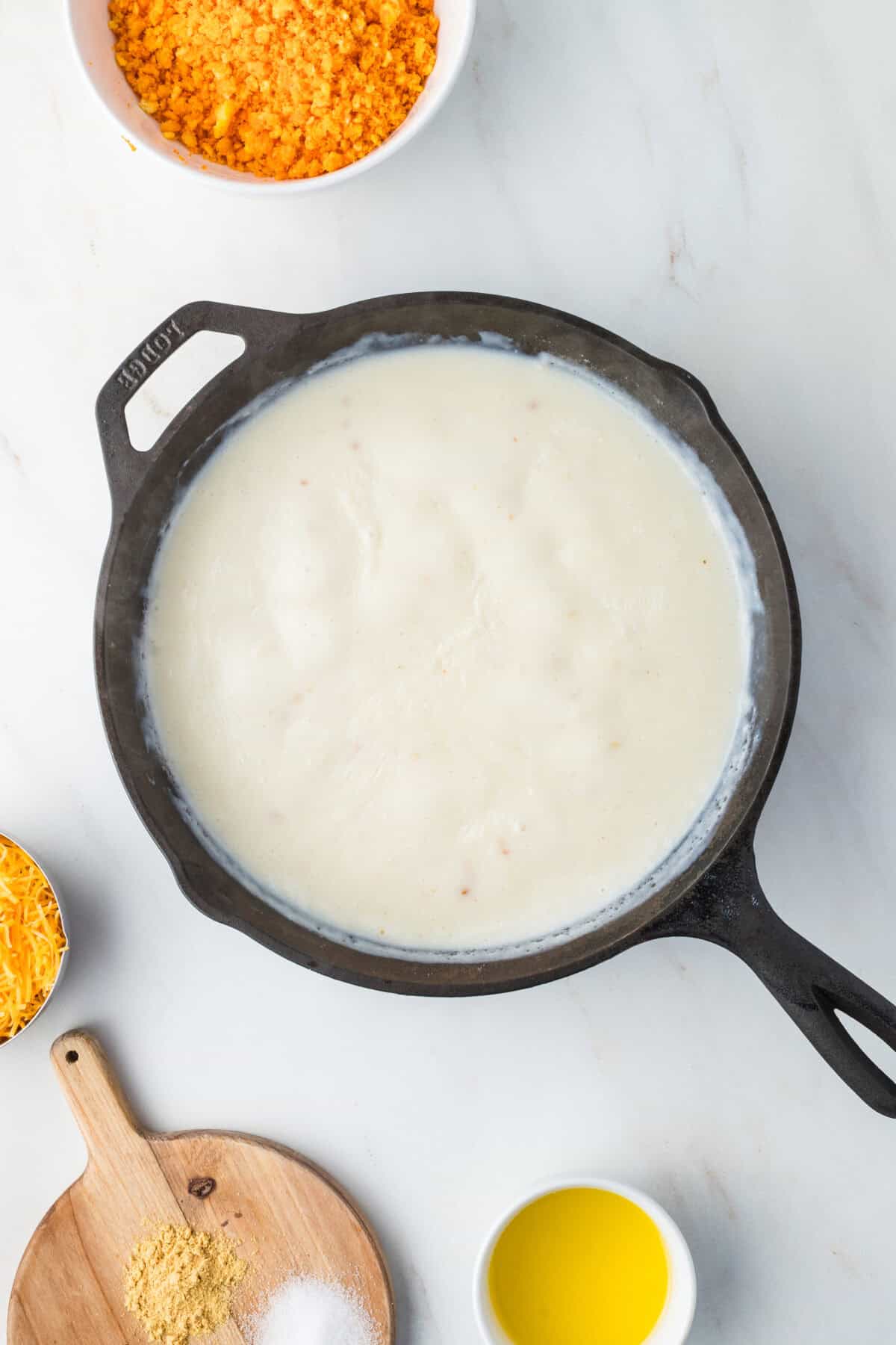 creamy roux in a skillet