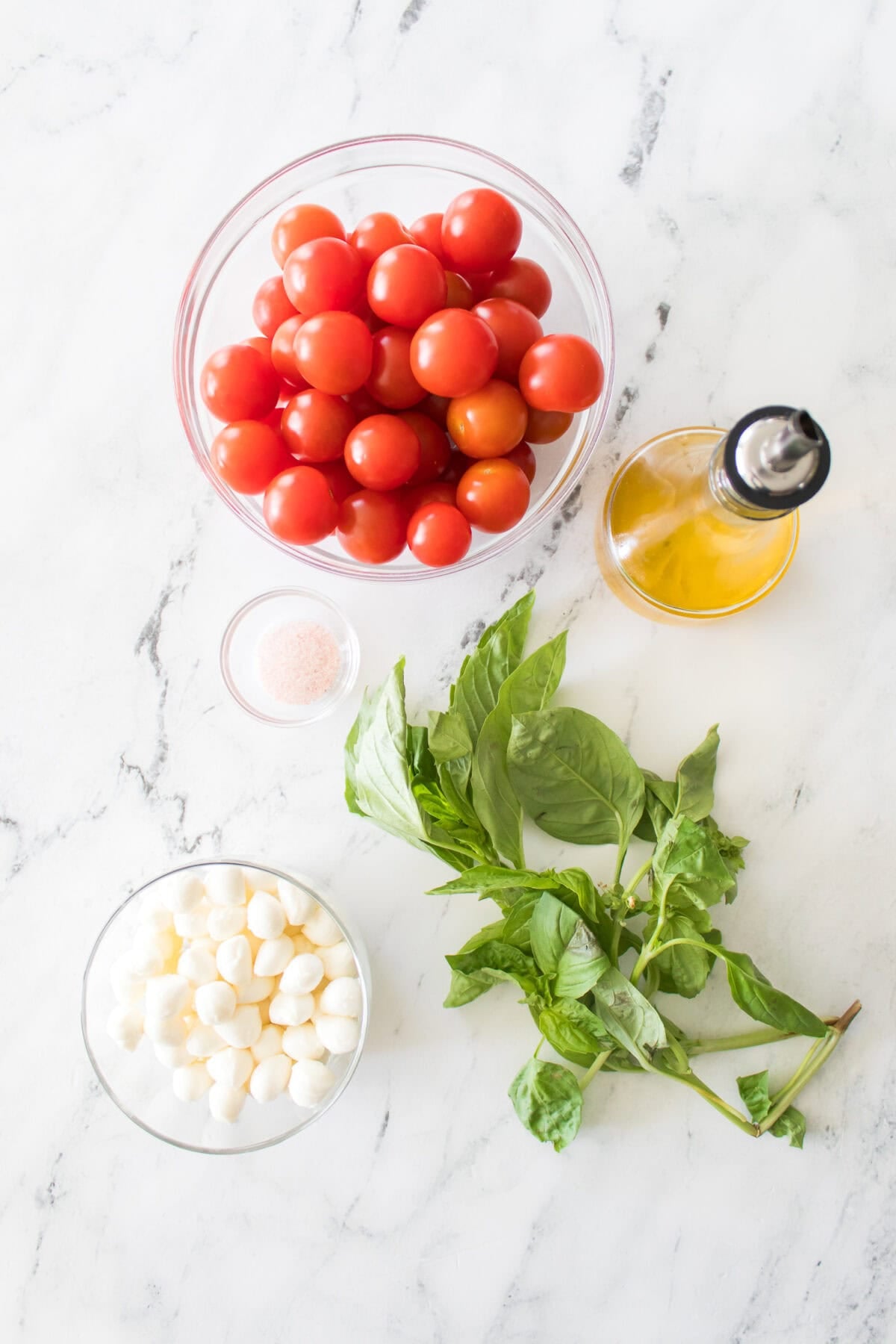 cherry tomato mozzarella salad ingredients