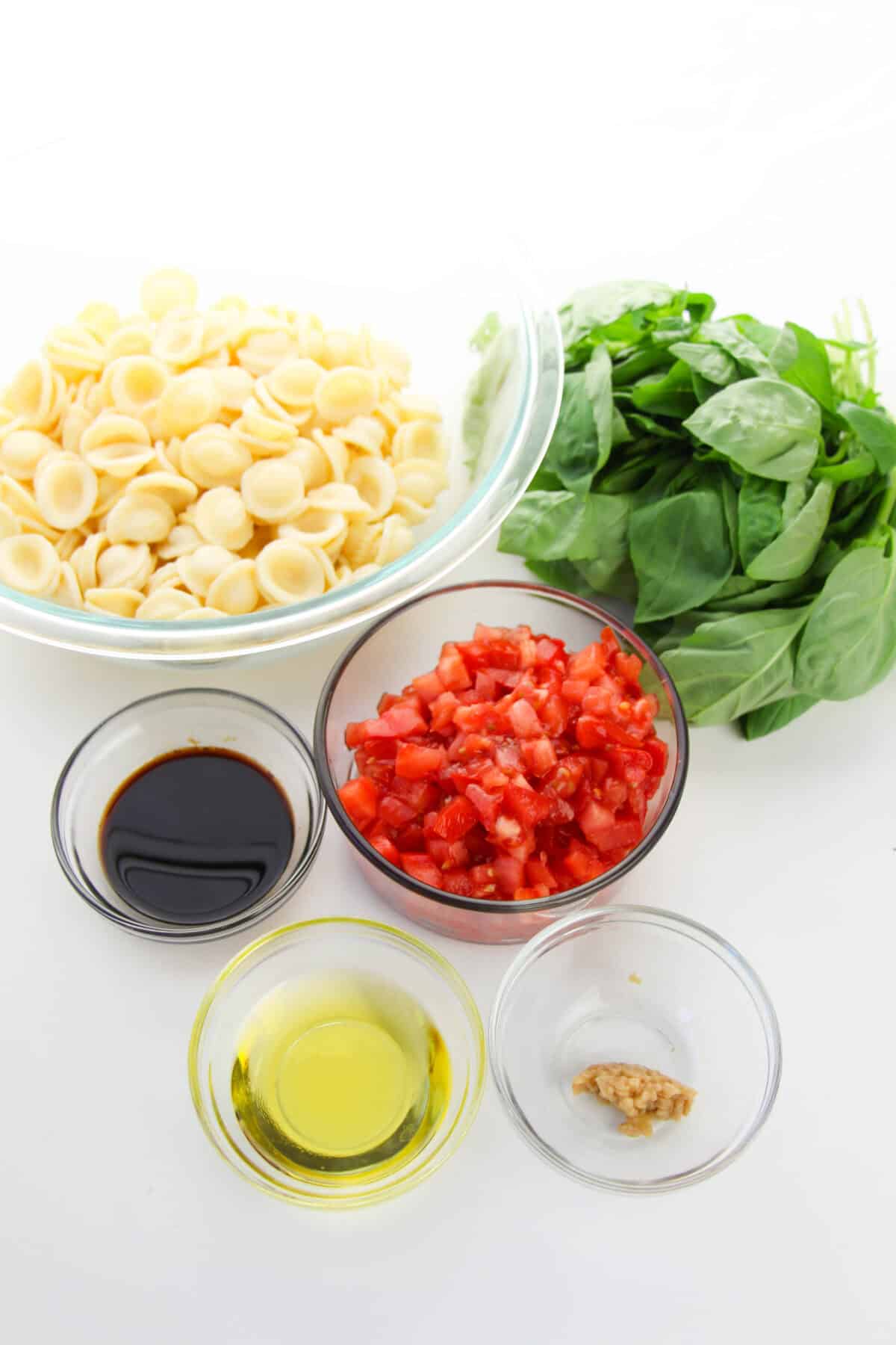 ingredients for bruschetta pasta salad