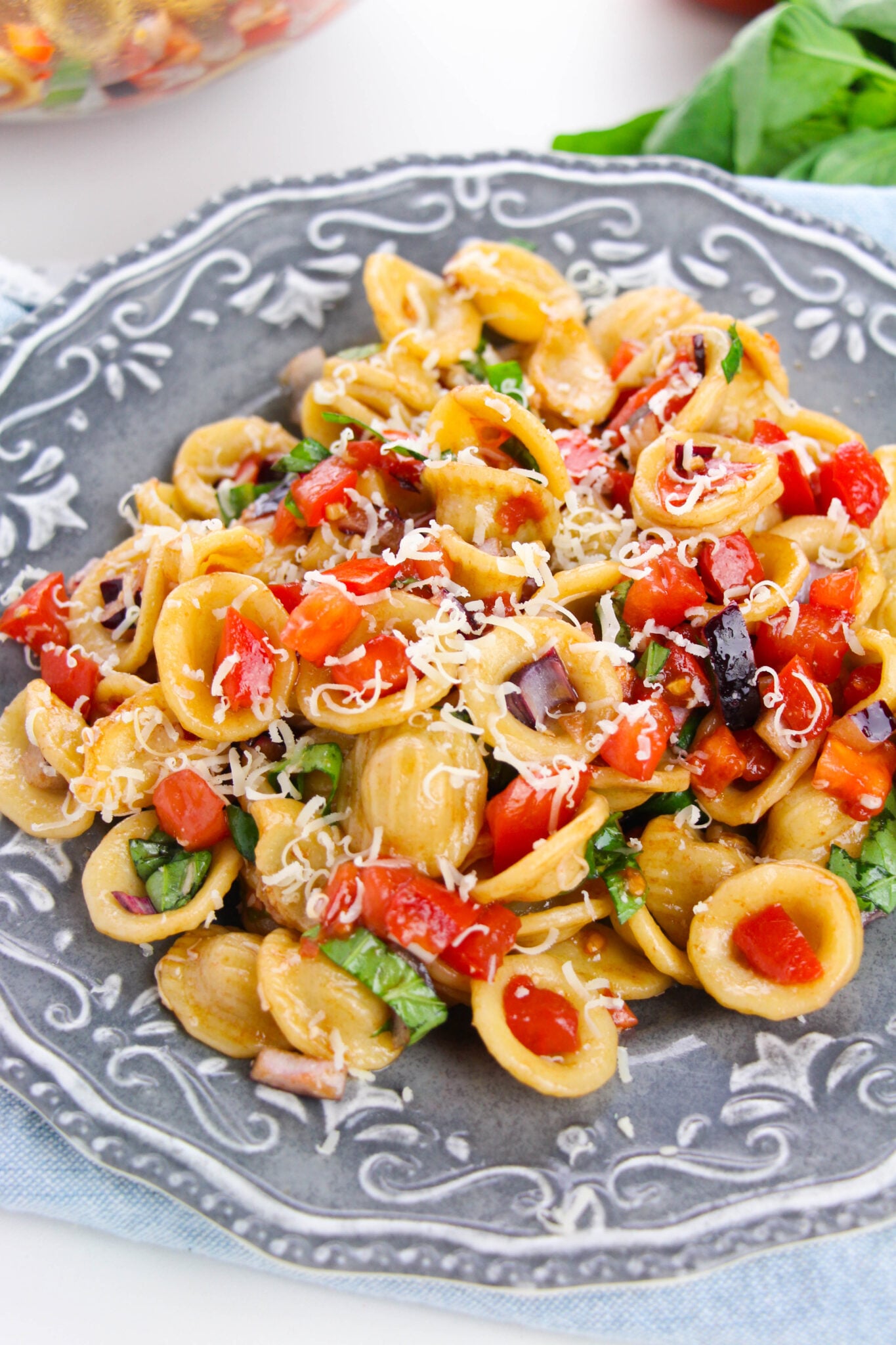 Bruschetta Pasta Salad (Easy Summer Recipe)