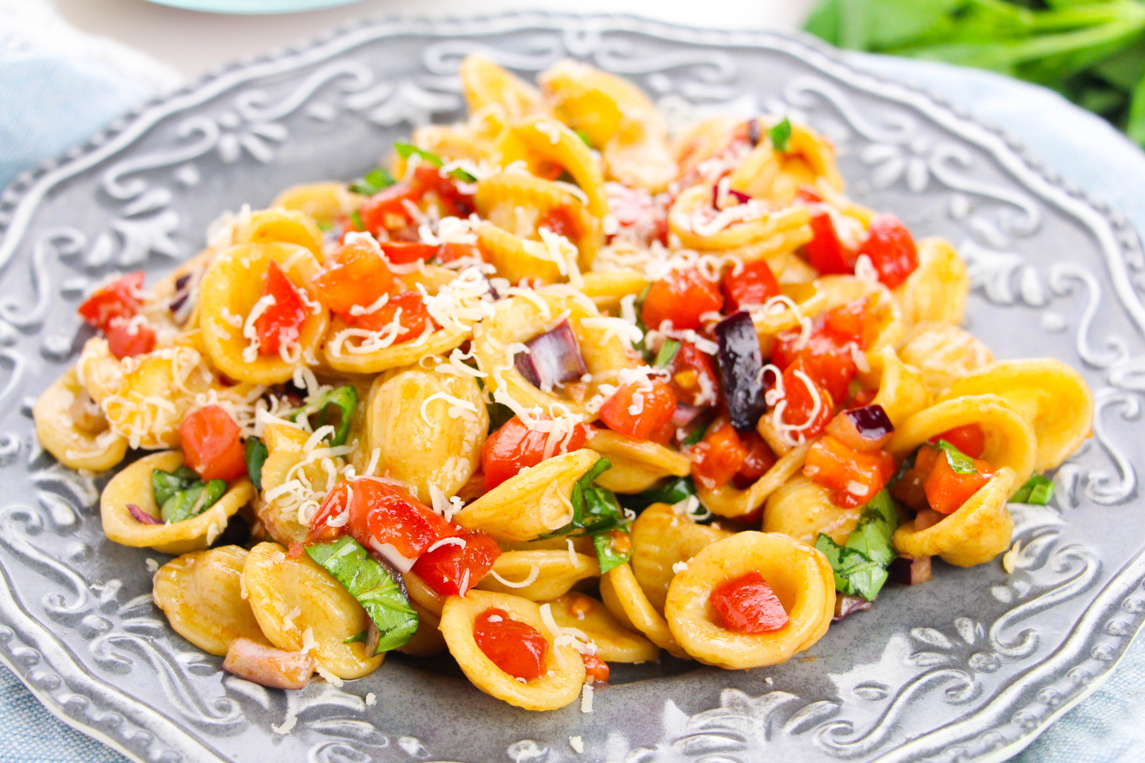 bruschetta pasta salad