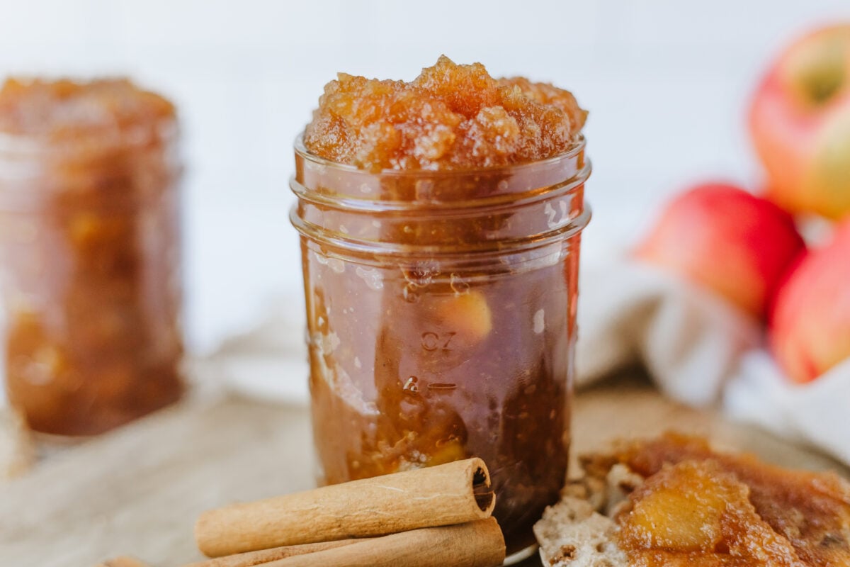 mason jar full of apple jam