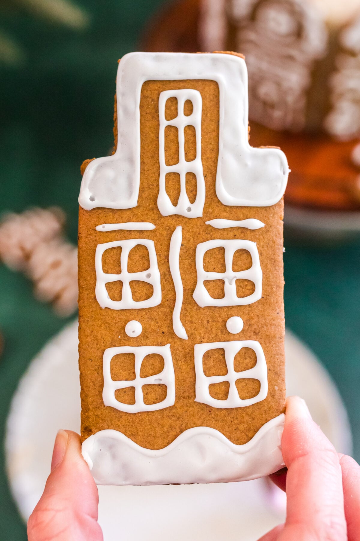gingerbread house cookie
