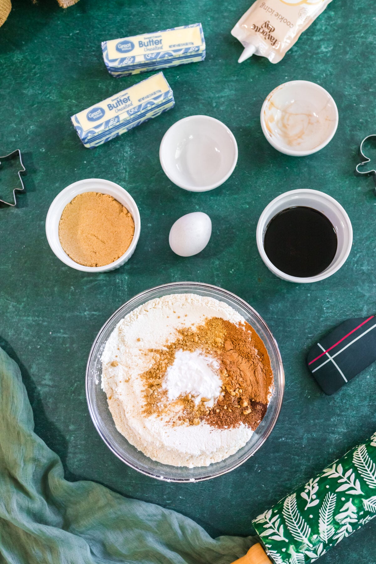 flour and spices in a bowl