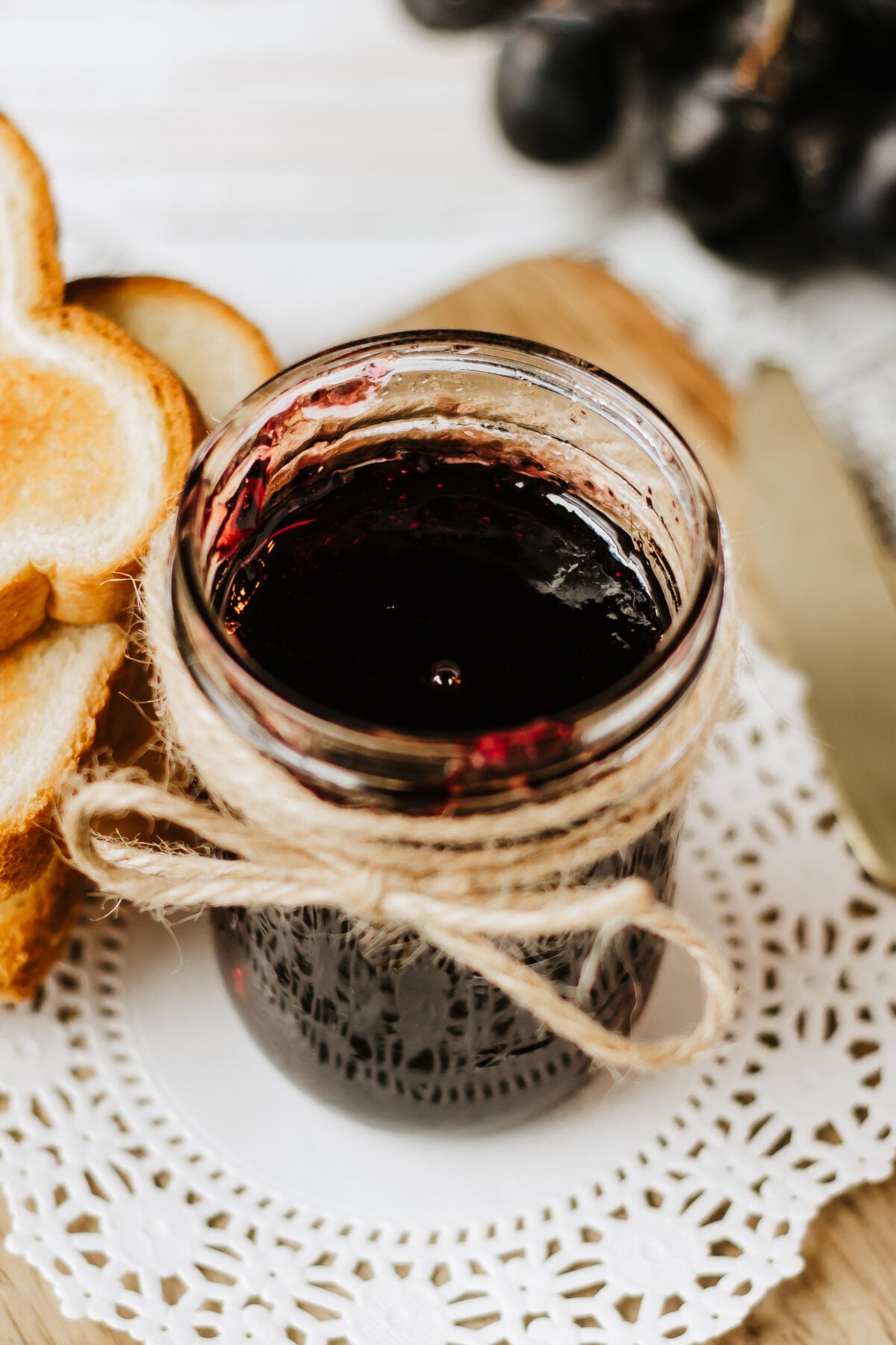 homemade grape jelly