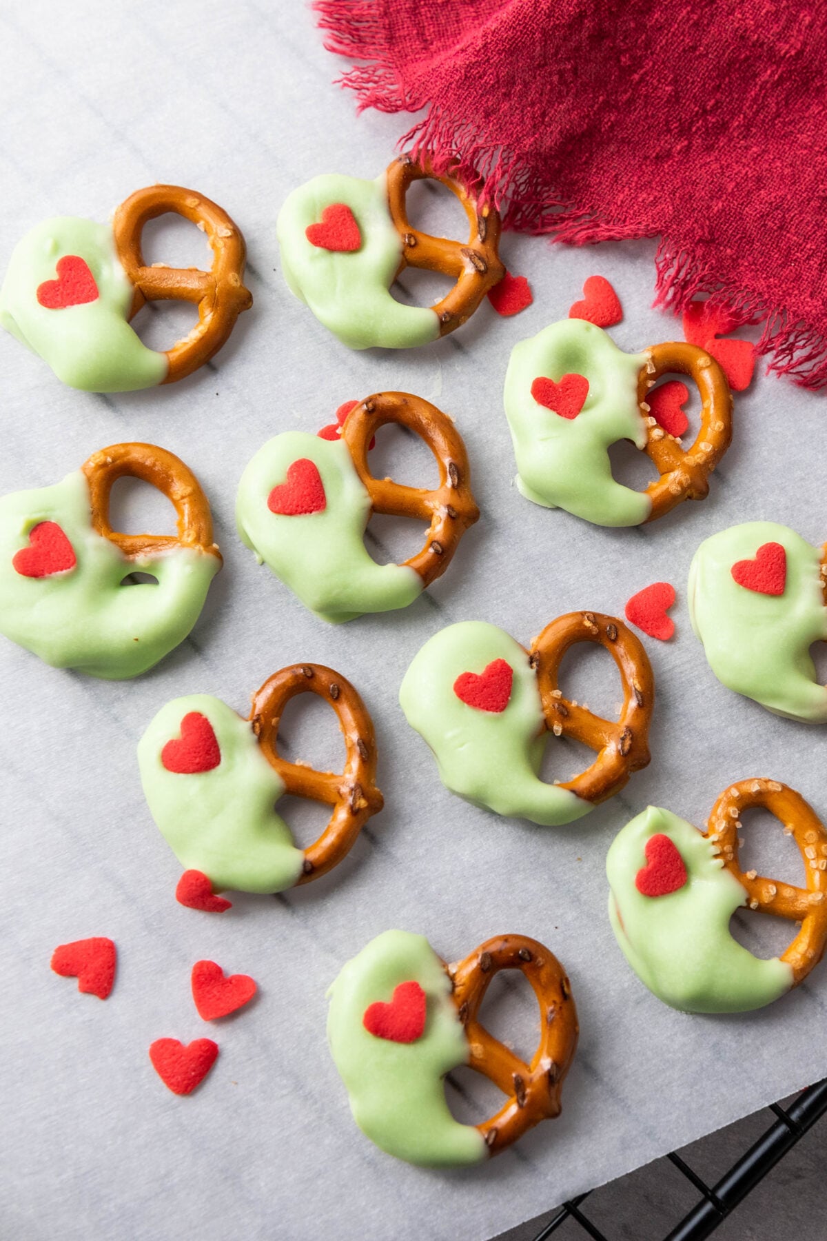 Grinch Pretzels