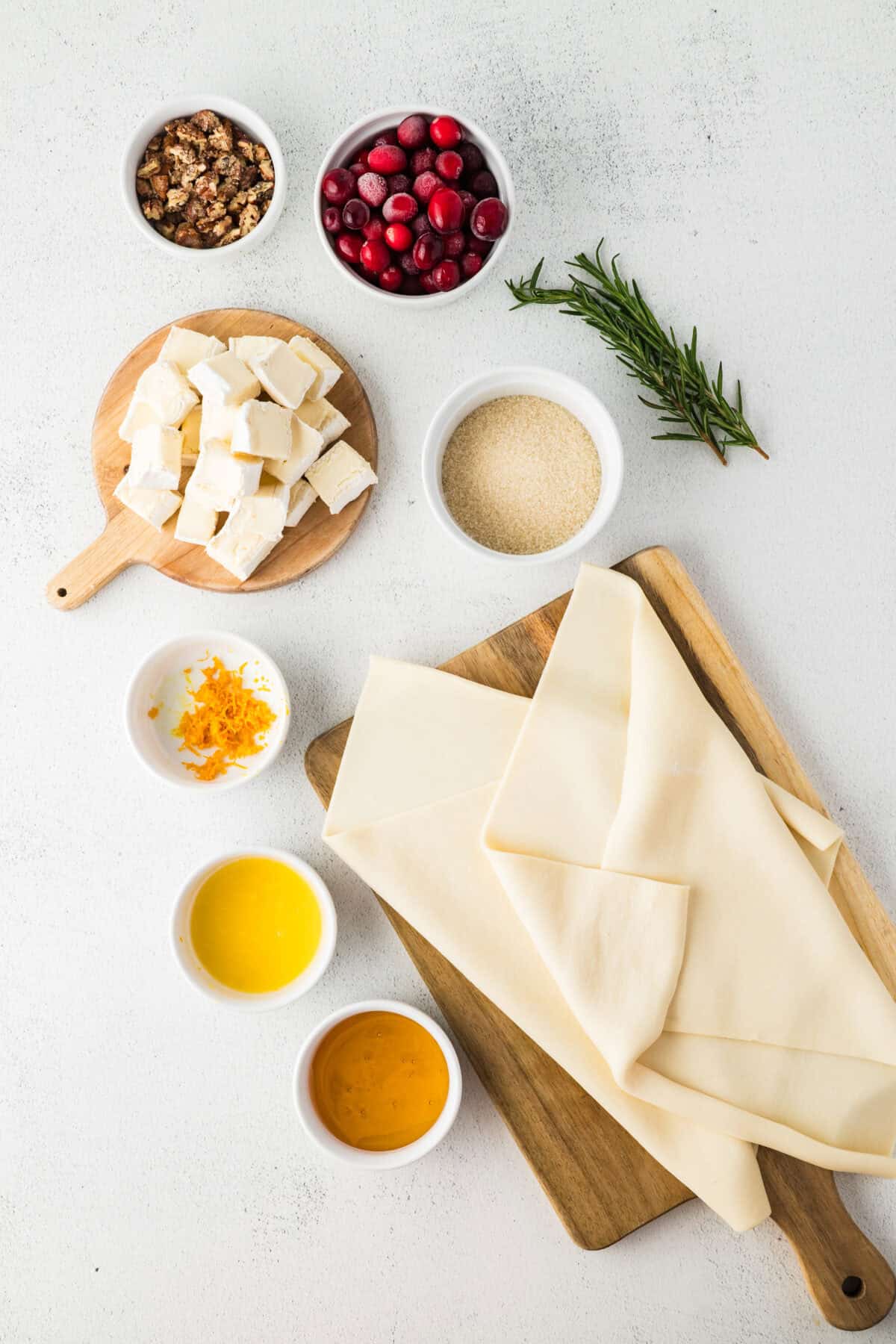 ingredients for cranberry brie bites