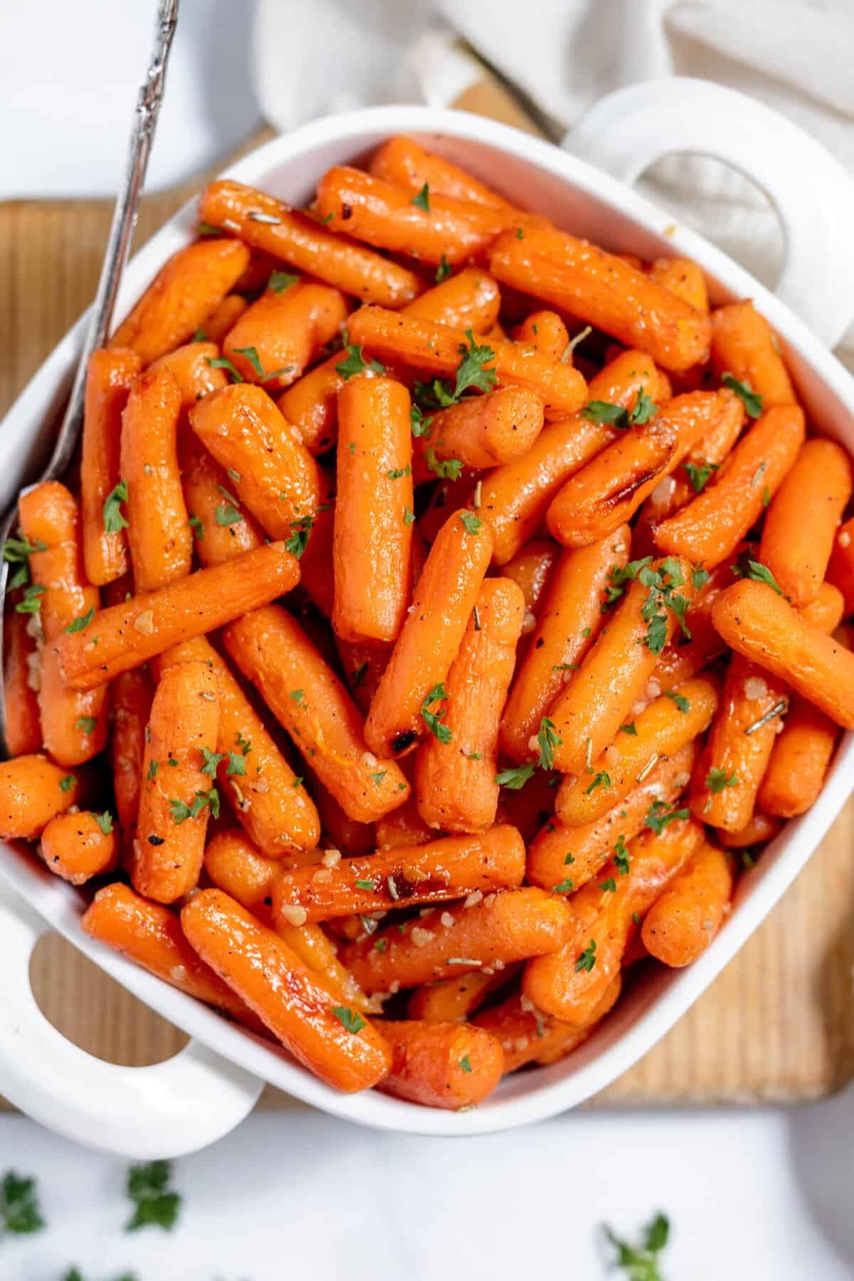 Maple Glazed Carrots Recipe (Easy Roasted Side Dish)