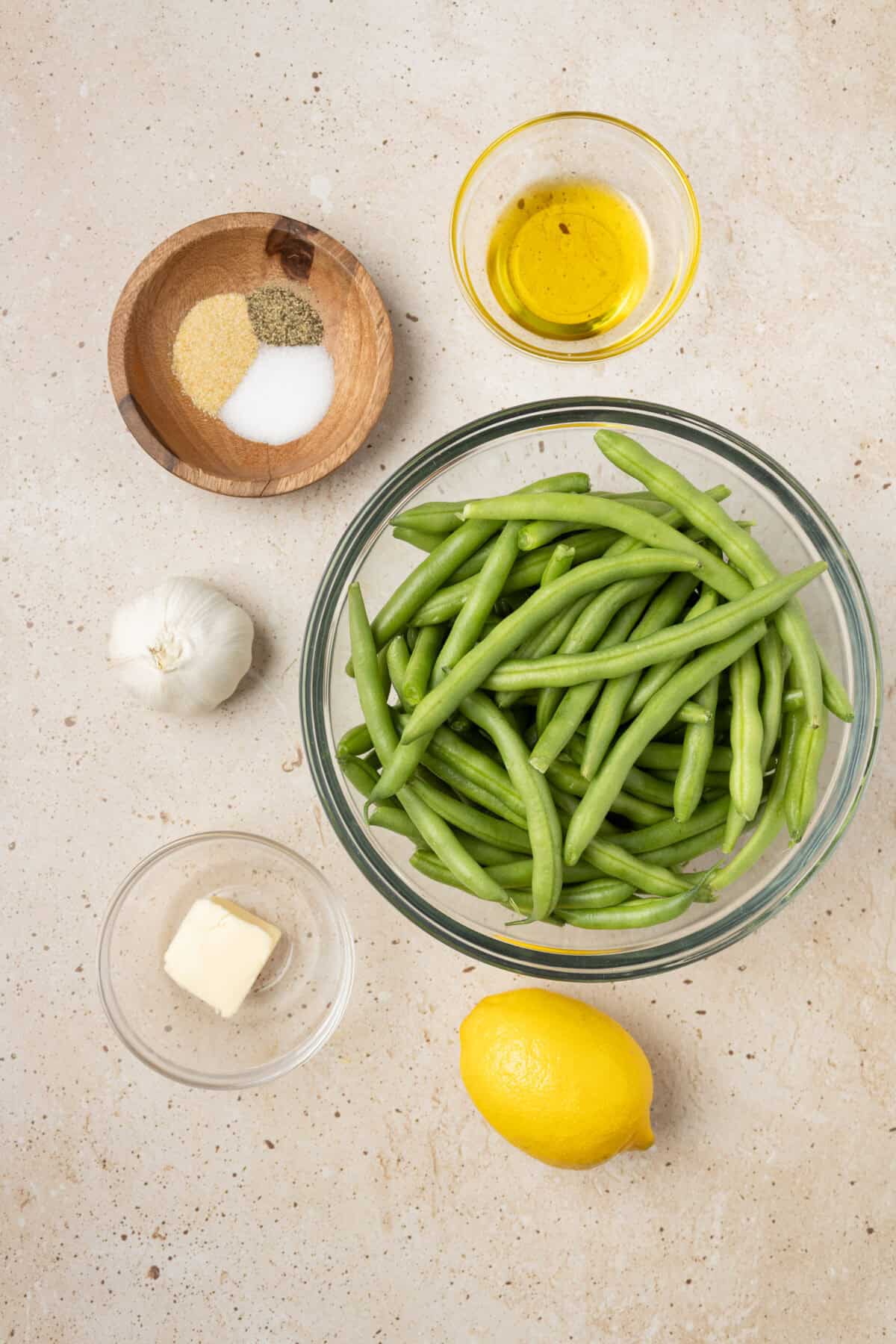 ingredients for sauteed green beans