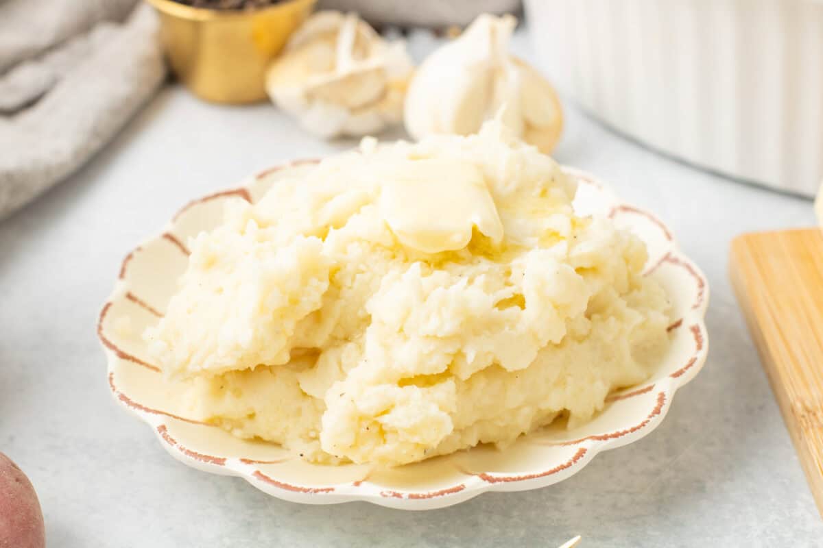 plate of instant pot mashed potatoes