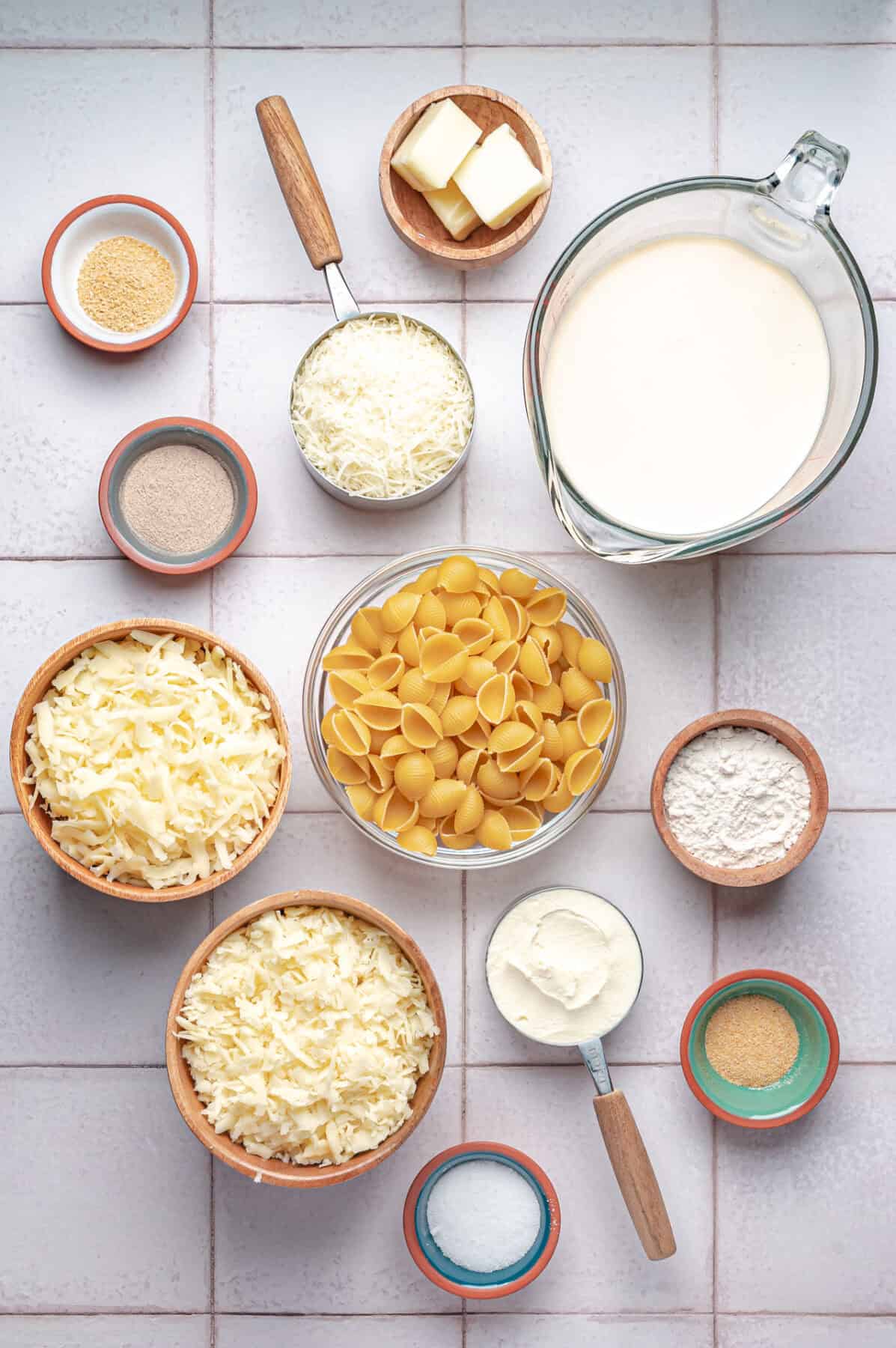 ingredients for white cheddar mac and cheese